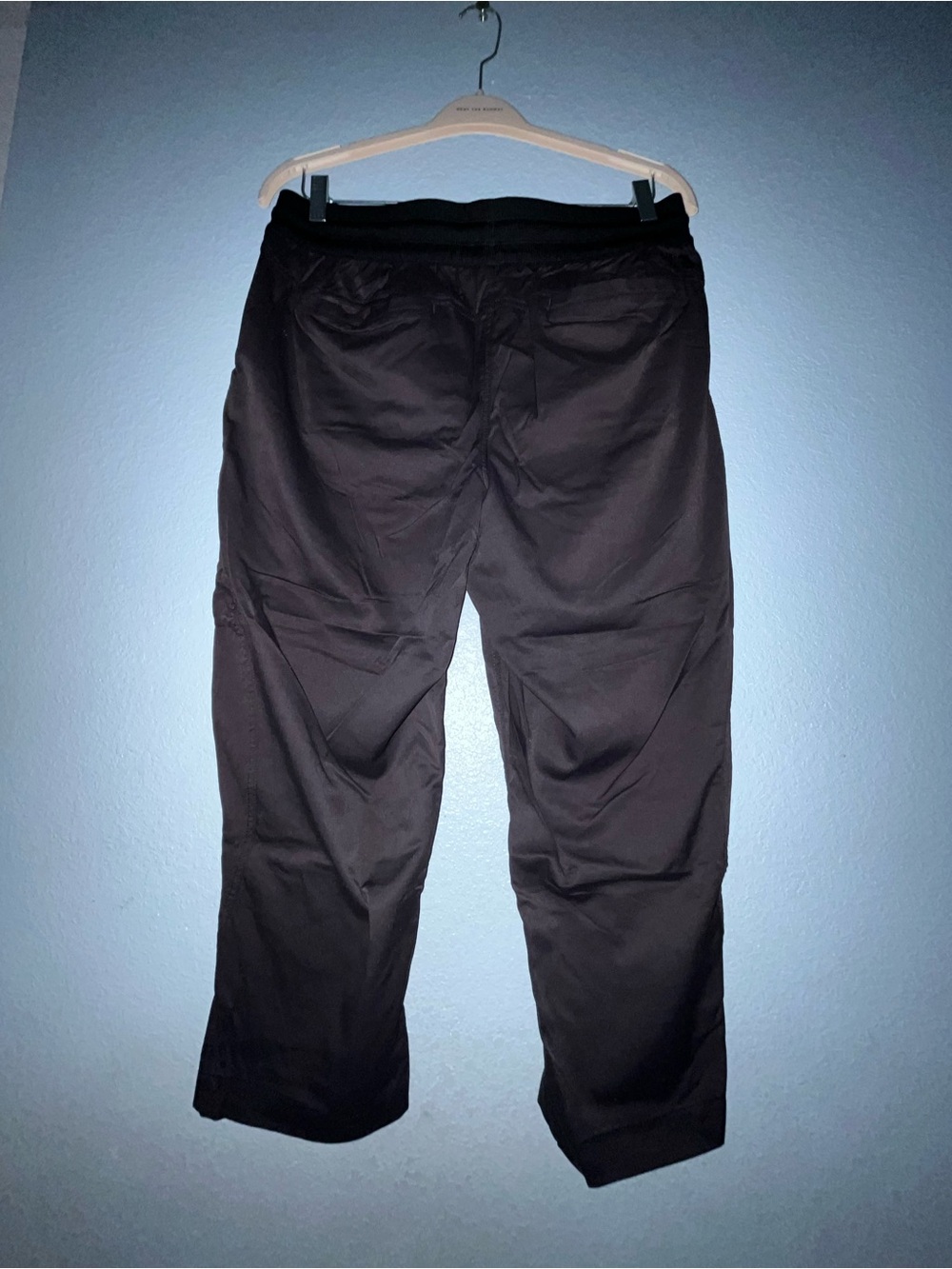 The North Face Black Men's Lightweight Jogger Pants - Picture 3 of 3